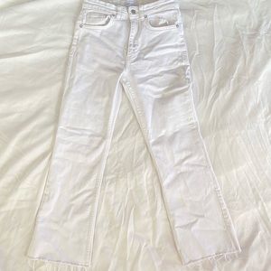 ZARA White Flare Raw Cut Jeans! Size 06